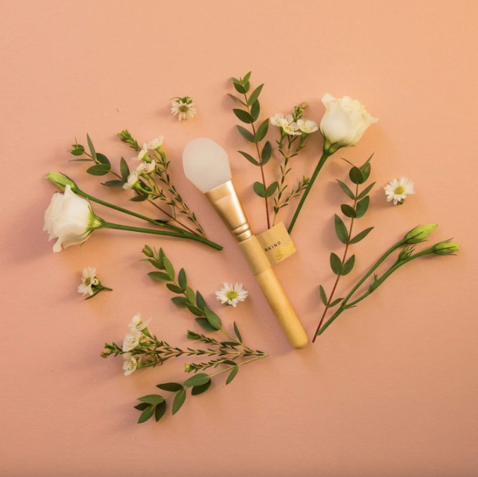 Mask applicator/brush