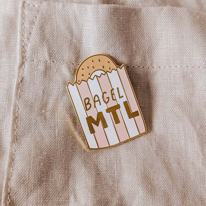 Épinglette en laiton doré - Bagel MTL