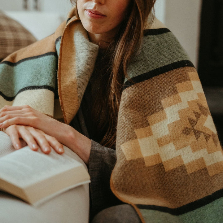 Cozy throw with lambswool - London