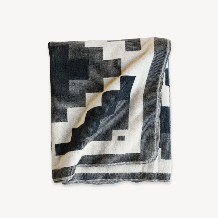 Cozy throw with lambswool - London