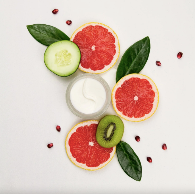 Crème visage aux superfruits avec Bakuchiol