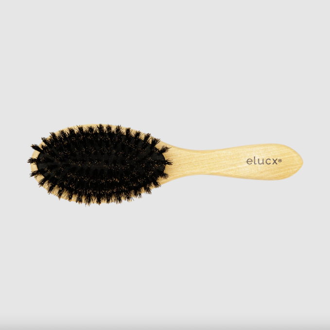 Boar bristle hairbrush