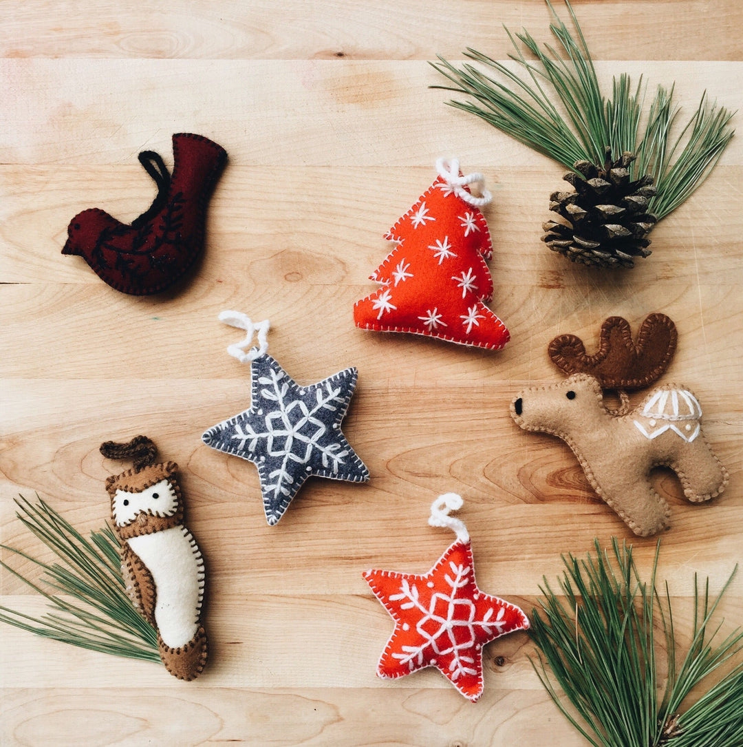 Ornement des fêtes en feutre de laine - Soeur