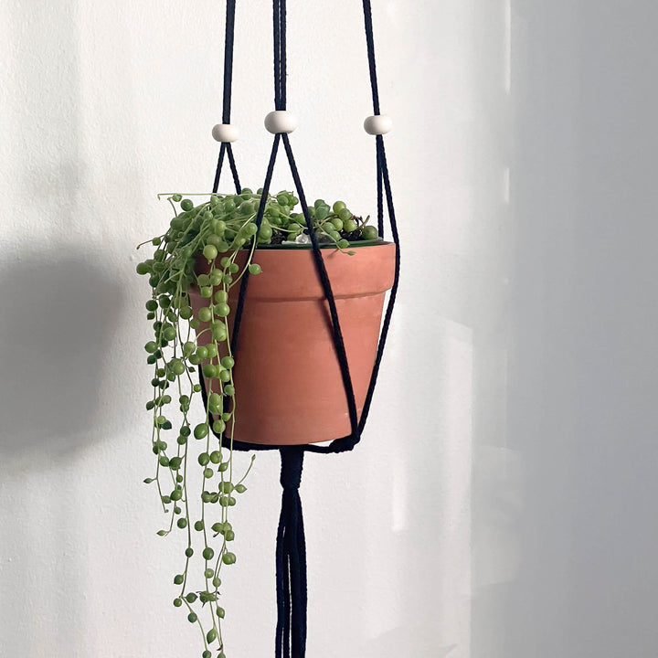 Adjustable macramé planter - Blue