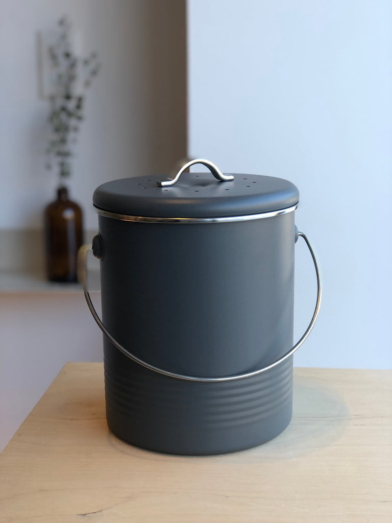 Bac à compost avec filtre au charbon - Charcoal – DDD - Dédié au Design  Durable
