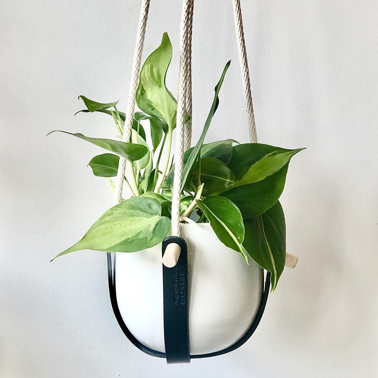 Recycled leather planter - Black