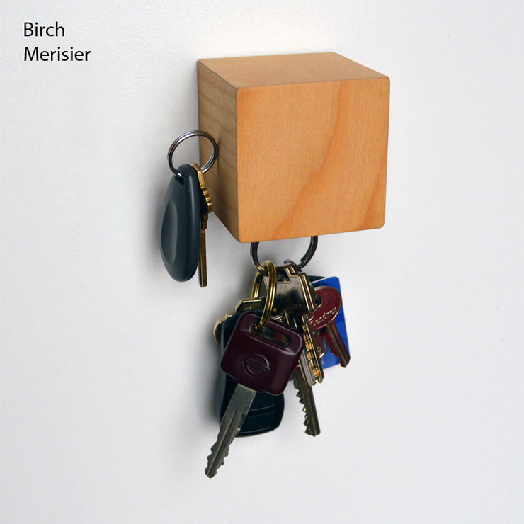 Magnetic wooden key holder - Square - KUBE - Cherry